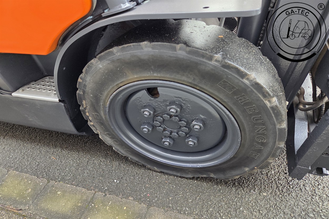 Doosan D25S-5 – Bild 13