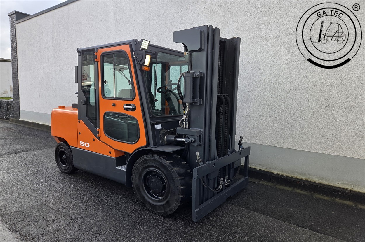 Doosan D50C-7 – Bild 4