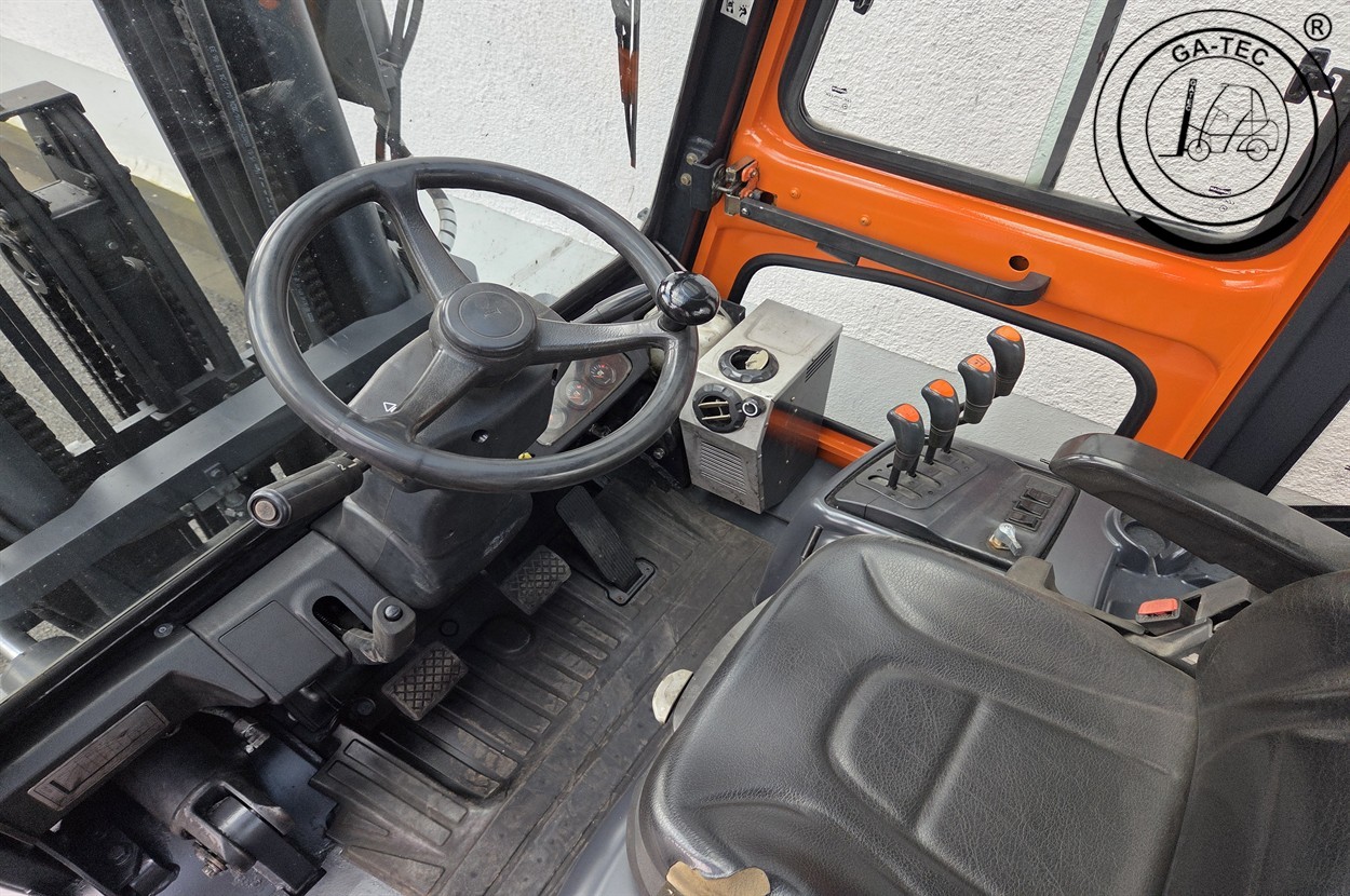 Doosan D50C-7 – Bild 9