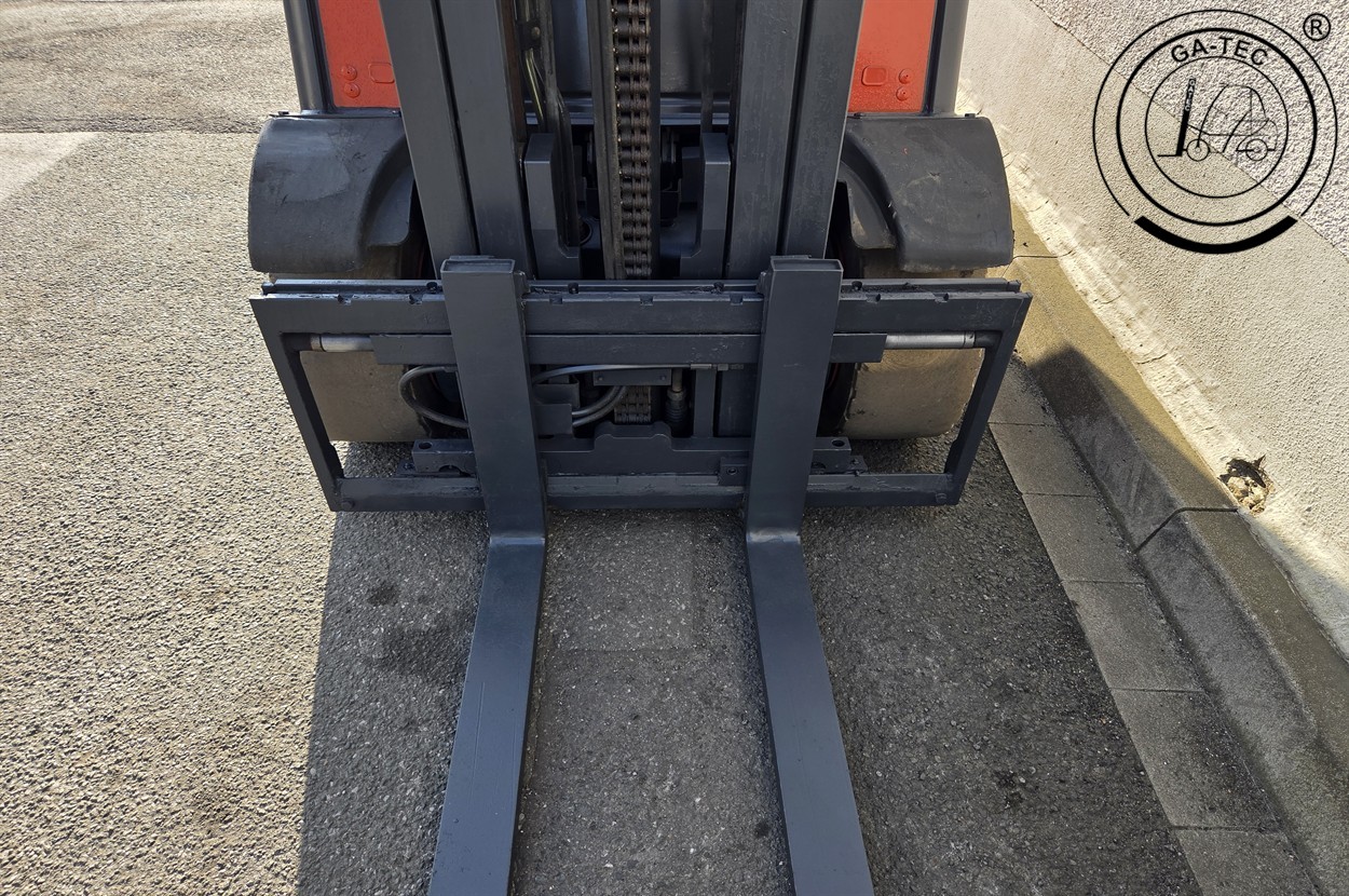 Linde H30D – Bild 7