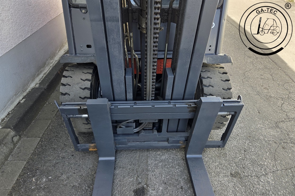 Linde H30D – Bild 7
